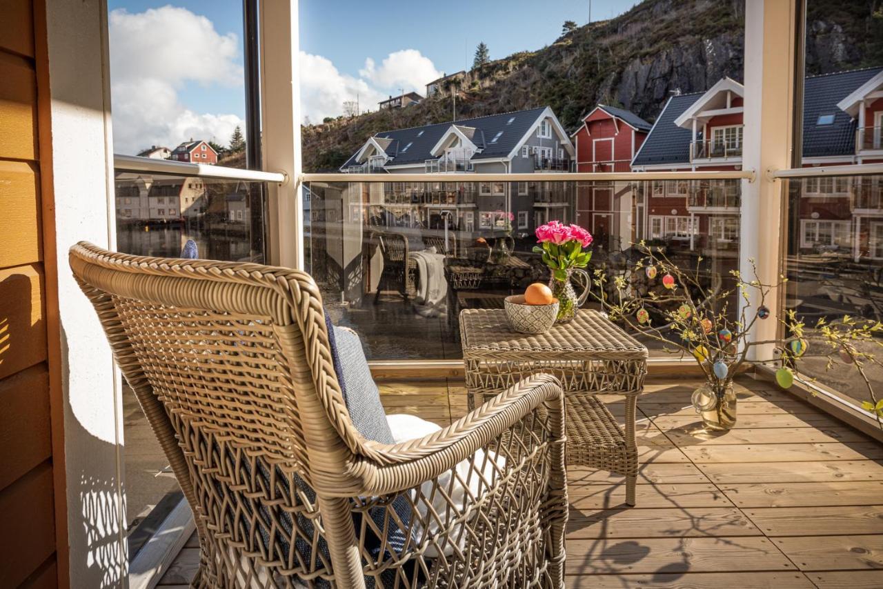 Hotel Knutholmen Kalvåg Exterior foto